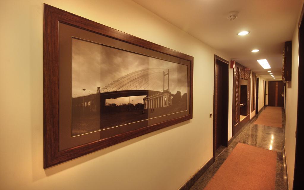 Hotel Metropole Колката Екстер'єр фото